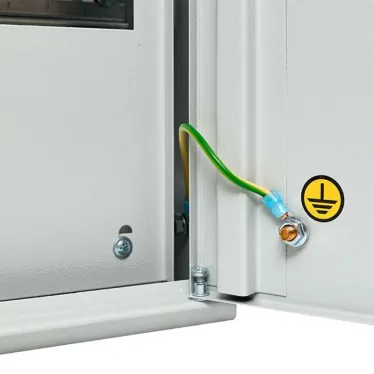 Щит учетно-распределительный навесной ЩРУн-3/30о IP31 двухдверный с окном 580х490х165