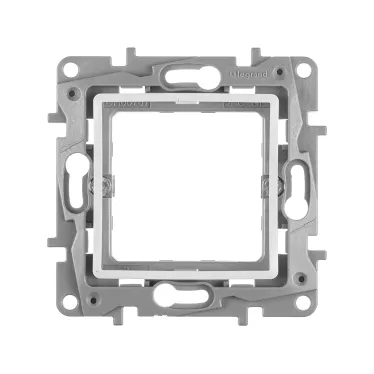 Etika Белый Адаптер для механизма Mosaic без заглушки | 672289 | Legrand