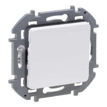 Переключатель без фиксации (кнопка) с Н.О./Н.З. контактом INSPIRIA 6 A 250 В~ белый