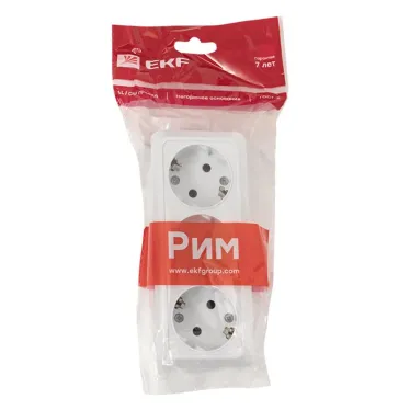 Розетка Рим 3-местная 16А с заземлением белая
