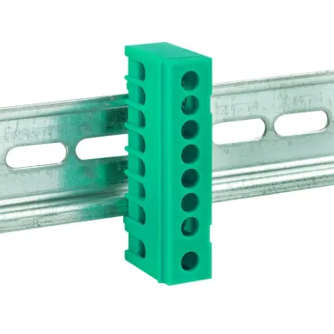 Шина 0 PE (6х9мм) 8 отверстий латунь зеленый изолированный корпус на DIN-рейку PROxima