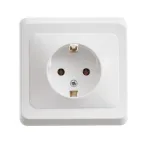 ЭТЮД Розетка скрытая с заземлением без шторок белая