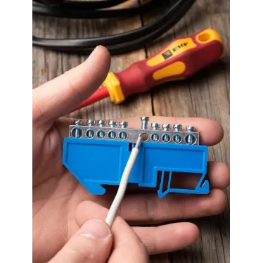 Шина нулевая PE 63.8 (DIN изолятор)