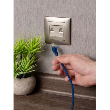 Валенсия лицевая панель розетки RJ-45 2-местная кашемир