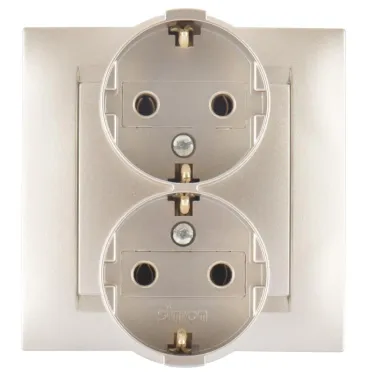 15 Розетка двойная скрытая с заземлением 2х2Р+Е 16А 250В винтовые зажимы шампань