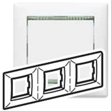 VALENA Рамка 3 поста горизонтальная белый/кристалл