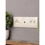 Валенсия рамка 3-местная кремовая