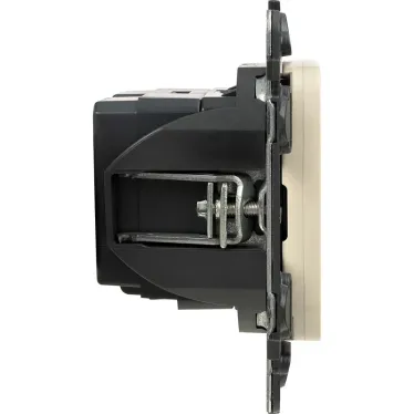 Зарядное устройство Valena ALLURE два USB-разъема 240В/5В 1500мА лицевая панель слоновая кость