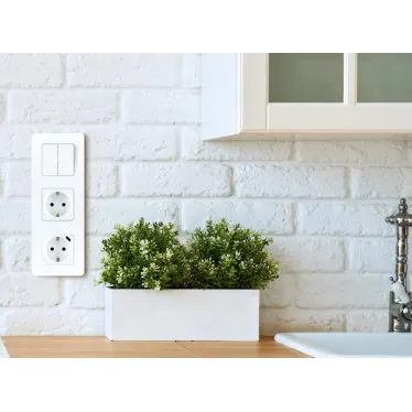 Розетка 2К+З немецкий стандарт 16 А 250 В~ INSPIRIA слоновая кость