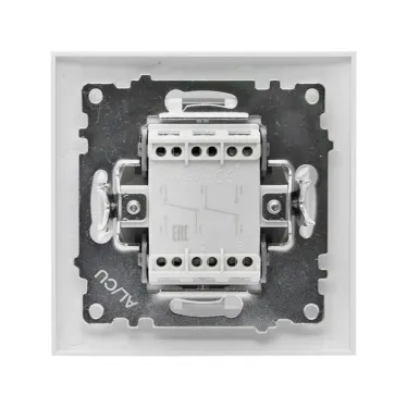 Валенсия выключатель 2-кл. 10А белый проходной