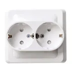 ЭТЮД Розетка двойная скрытая с заземлением со шторками белая