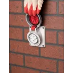 Розетка стационарная внутренняя угловая 4152 3Р+РЕ+N 16А 380В IP67 PROxima