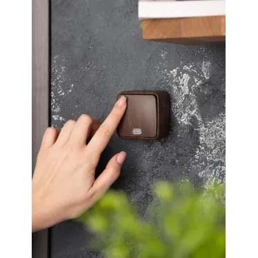 Выключатель 1-клавишный ОП Минск 10А с индикатором темное дерево