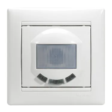 VALENA Рамка 1 пост горизонтальная белая