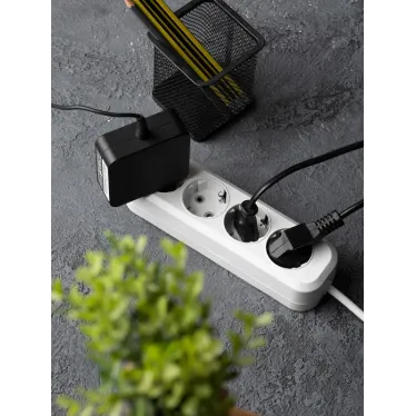 Удлинитель Эксперт 4 гнезда 2 метра 16А/3,0кВт с заземлением ПВС 3х1 EKF PROxima