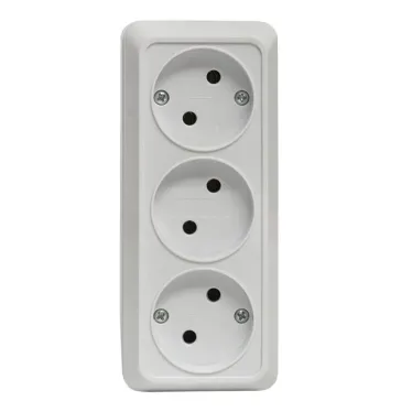 Розетка Рим 3-местная 10А без заземления белая