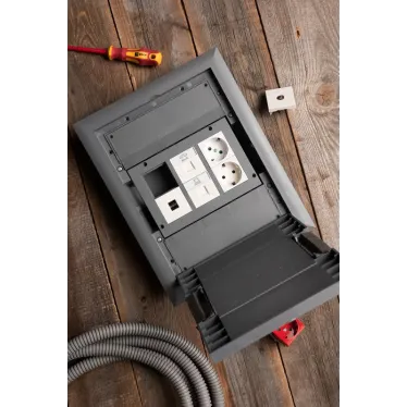 Лючок напольный C-Line 12 (с приборной рамкой)