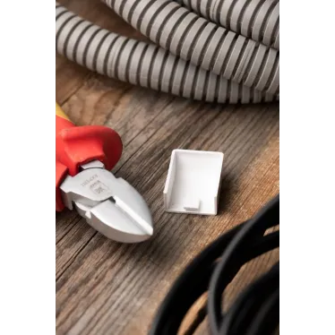 Заглушка (25х25) (4 шт) Plast Белый