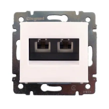 VALENA Розетка телефонная+компьютерная RJ11/RJ45 категория 6 UTP слоновая кость