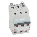 Выключатель автоматический трехполюсный 32А B DX3 10kА/16kА