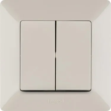 Valena LIFE Выключатель двухклавишный 10А 250В с лицевой панелью Безвинтовые зажимы Слоновая кость