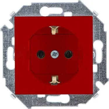 15 Розетка с заземлением 16А 250В винтовой зажим красный