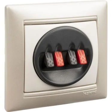 VALENA Рамка 1 пост белая/серебро