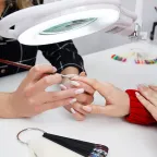 Лупа на струбцине , круглая, 5D, с подсветкой 96 LED, теплый и холодный свет, белая | 31-0535 | REXANT