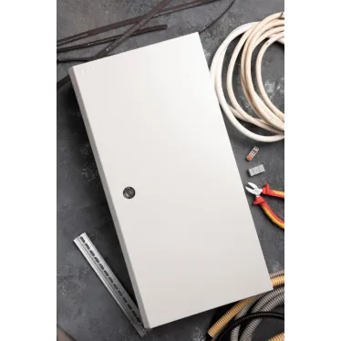 Щит распределительный навесной ЩРн-48 с замком IP54