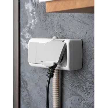 Блок розетка Мурманск 1-м 16А с заземлением с крышкой + двухклавишный выключатель IP54 серый