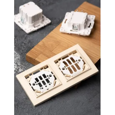 Рамка двухместная горизонтальная бежевый Минск