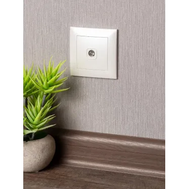 Валенсия лицевая панель розетки TV 1-местная 75Ом 5-862МГц жемчуг