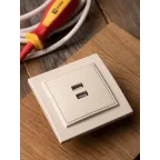 Розетка Минск USB 2-местная СП 2,1А бежевая