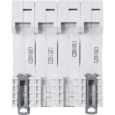 RX3 Авт.выключатель 4,5кА 20А 4П C