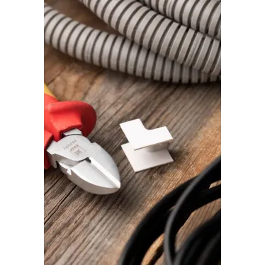 Угол внутренний (25х25) (4 шт) Plast Белый