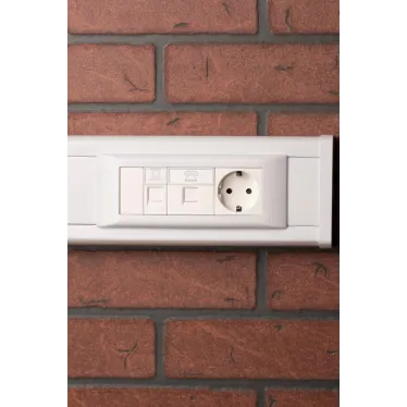 Розетка 45х45 (2 модуля), с заземлением, белая, пря мая