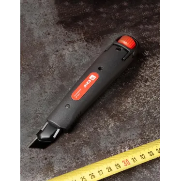 Нож строительно-монтажный 18 мм НСМ-80 Professional