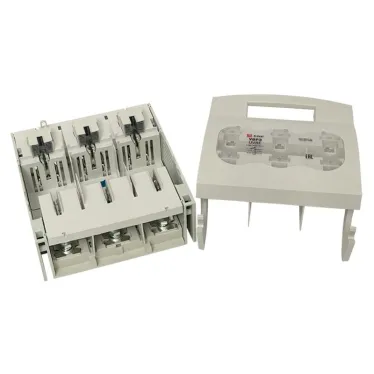 Выключатель-разъединитель УВРЭ 630А откидной под предохранители ППН (габ.3)