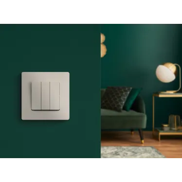 Etika Слоновая кость Выключатель 3-клавишный, 10А, автозажимные клеммы | 672313 | Legrand