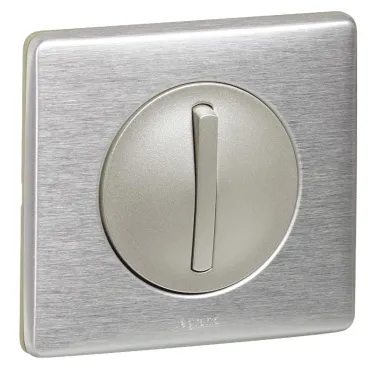 Celiane Лицевая панель выключателя/переключателя однополюсного 067001/02/31/32 с тонкой клавишей титан