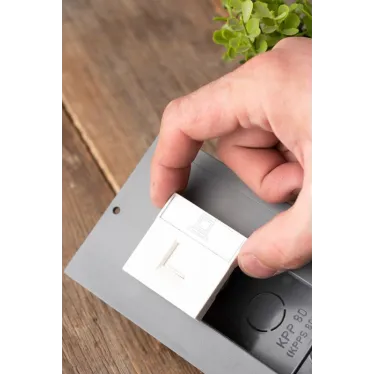 Розетка RJ45, категории 5e (ширина 2 модуля)