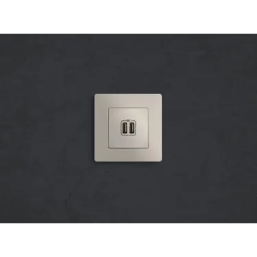 ETIKA Зарядное устройство с двумя USBразьемами 240В/5В 2400мА слоновая кость