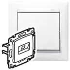 Розетка компьютерная RJ45 категория 6 UTP - Legrand Valena - с захватами - белый