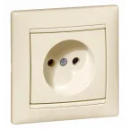 VALENA Розетка без заземления без шторок в рамку слоновая кость