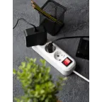 Удлинитель Эксперт 3 гнезда 2 метра 16А/3,0кВт с выключателем и заземлением ПВС 3х1 EKF PROxima