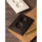 Валенсия лицевая панель розетка 2-местной б/з 10А графит с защ. штор.