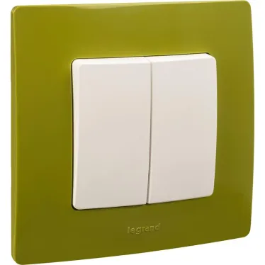 ETIKA Выключатель двухклавишный белый на безвинтовые зажимы 10АХ