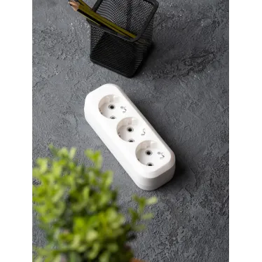 Колодка 3 гнезда с заземлением 16А Эксперт