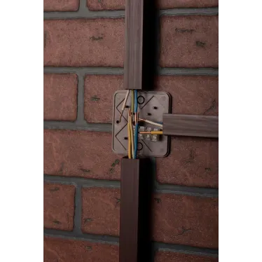 Коробка разветвительная КМР-030-030кг (78х78х26) с клеммником тёмное дерево PROxima