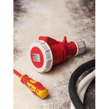 Розетка переносная 2142 3Р+РЕ 16А 380В IP67 PROxima